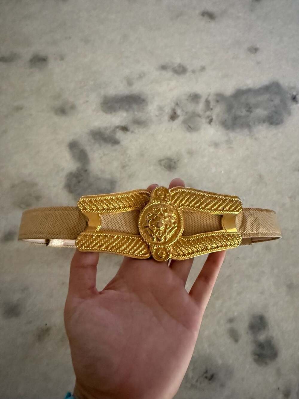 Vintage Alexis Kirk Textured Gold Interlocking Buckle Belt in Beige Snake-Print